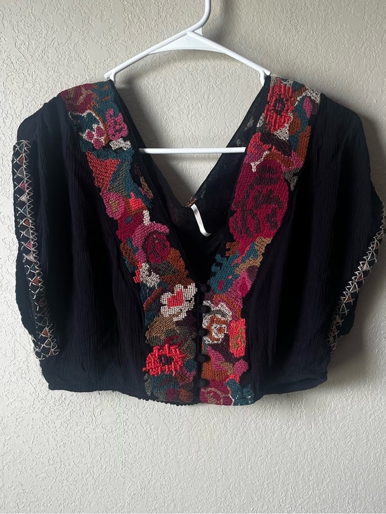 Free People Tops - Free People Boho Embroidered Black Top